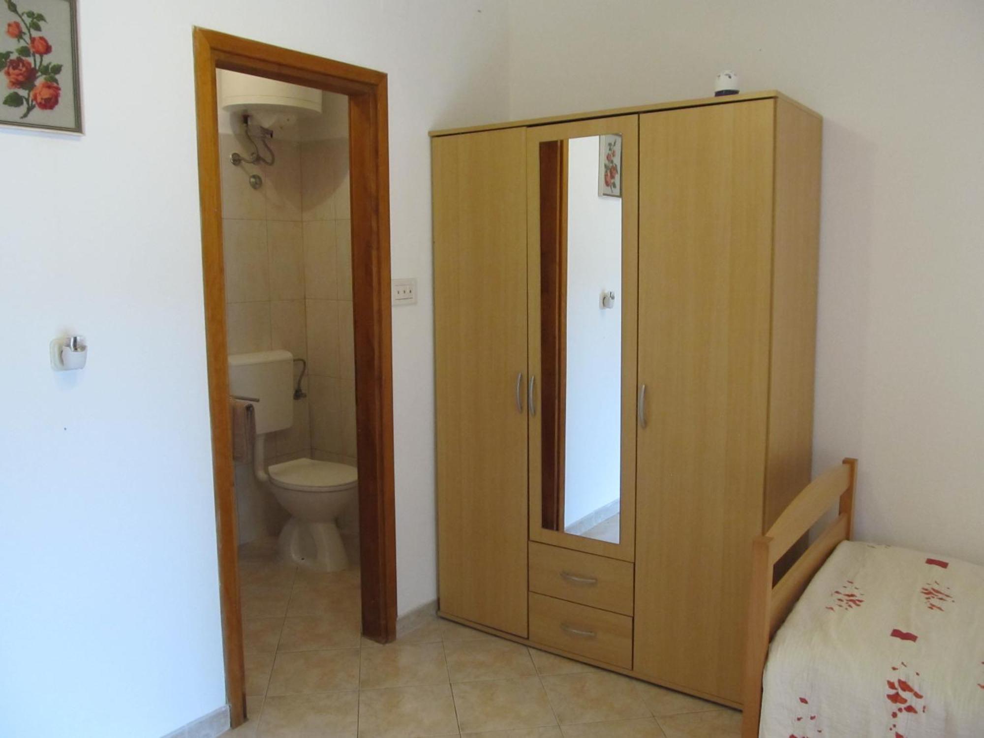 Apartments Vesna With Pool - New! Sveti Lovreč Pazenatički الغرفة الصورة