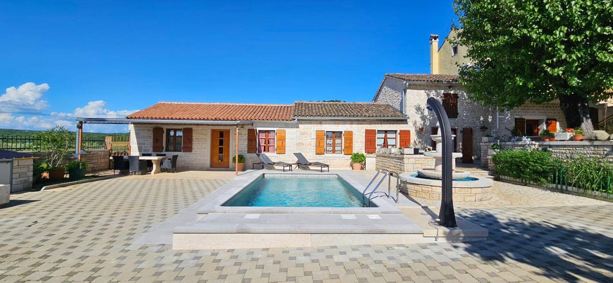 Apartments Vesna With Pool - New! Sveti Lovreč Pazenatički المظهر الخارجي الصورة