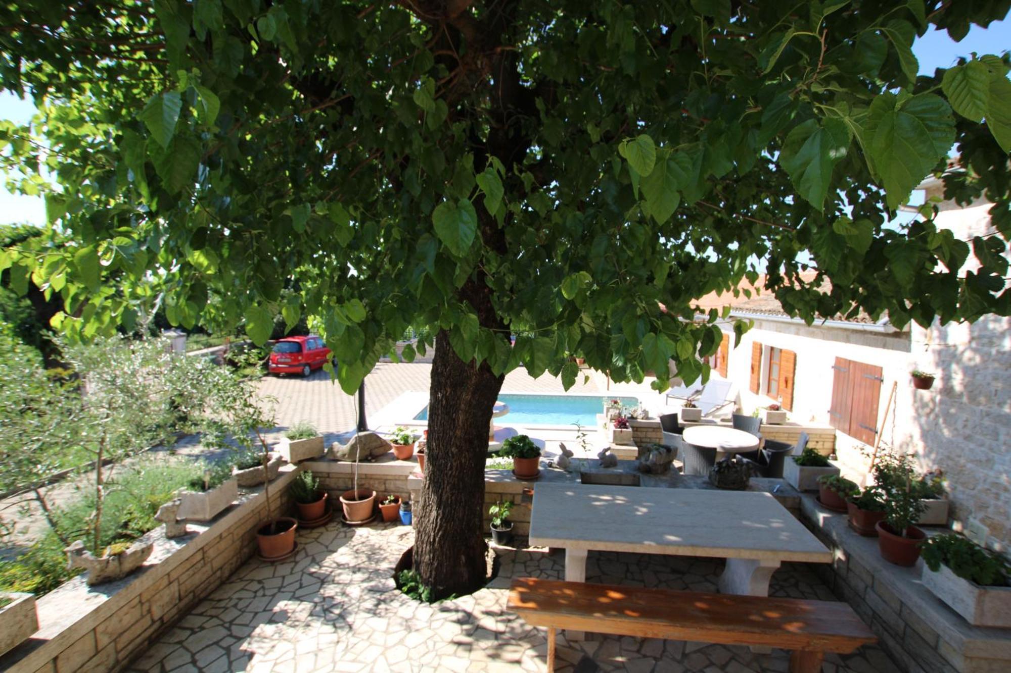 Apartments Vesna With Pool - New! Sveti Lovreč Pazenatički المظهر الخارجي الصورة